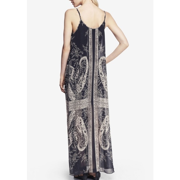 💛 Express Paisley print trapeze dress - Picture 2 of 4